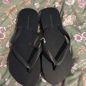 American Eagle Flipflops